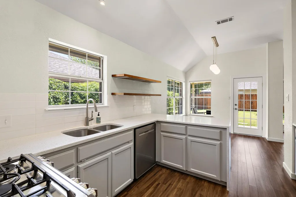2305 Willow Way Round Rock TX 78664