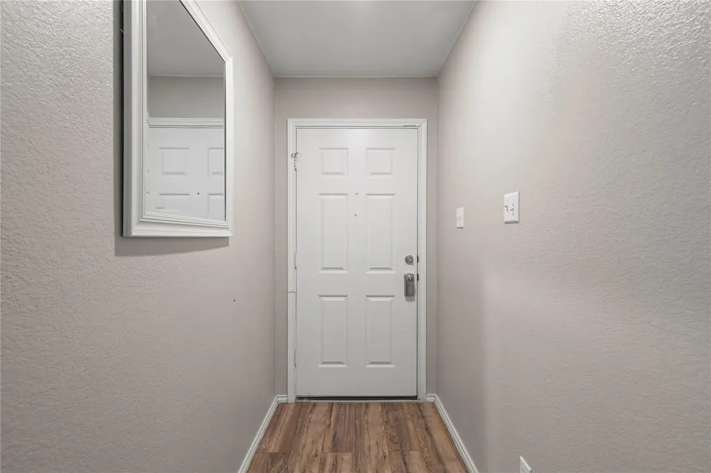 715 Estes Park Taylor TX 76574