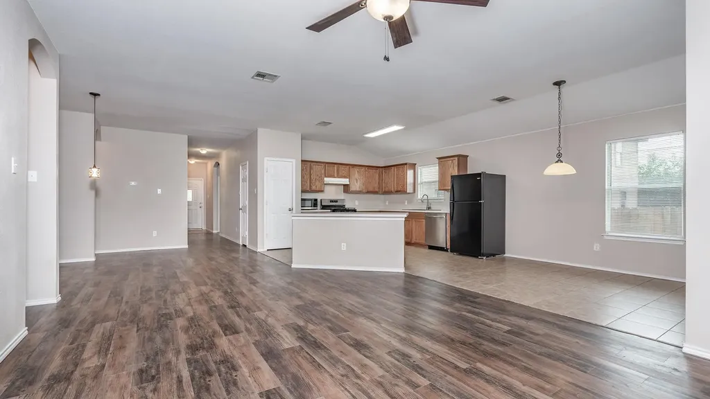 257 Lake Washington Drive Kyle TX 78640