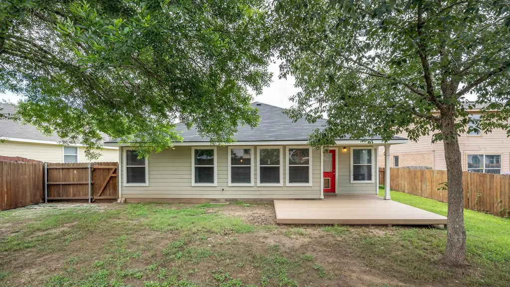 257 Lake Washington Drive Kyle TX 78640