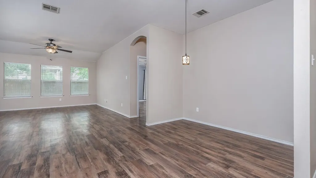 257 Lake Washington Drive Kyle TX 78640