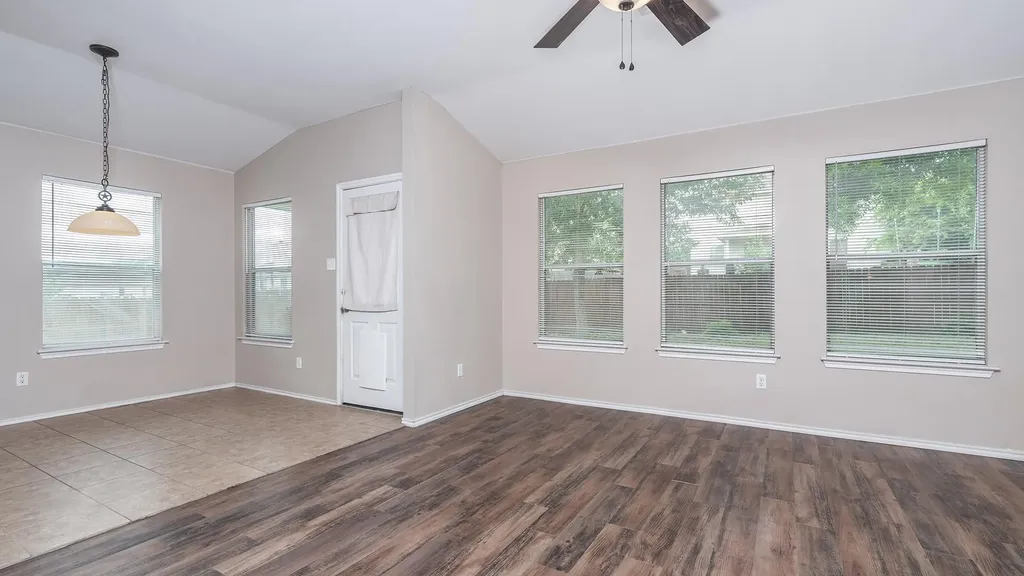 257 Lake Washington Drive Kyle TX 78640