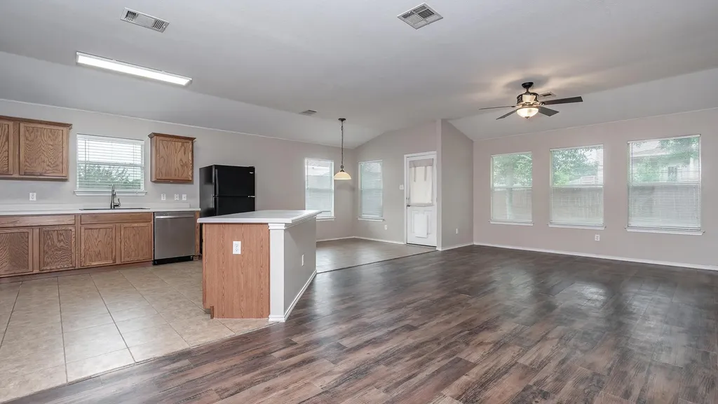 257 Lake Washington Drive Kyle TX 78640
