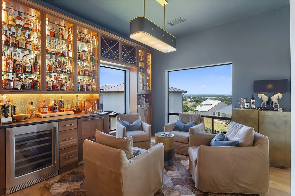207 Florentine Horseshoe Bay TX 78657