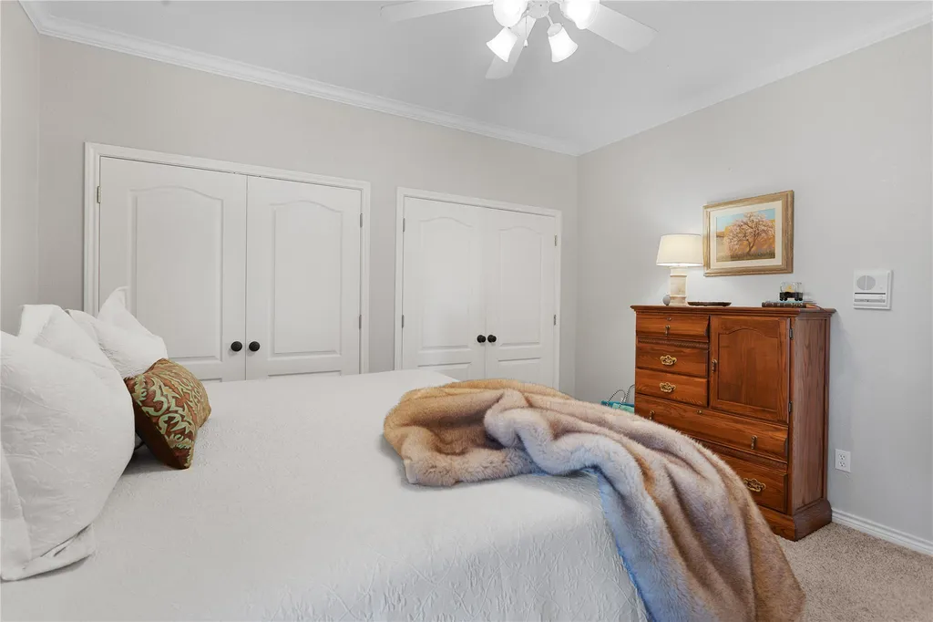 207 Florentine Horseshoe Bay TX 78657
