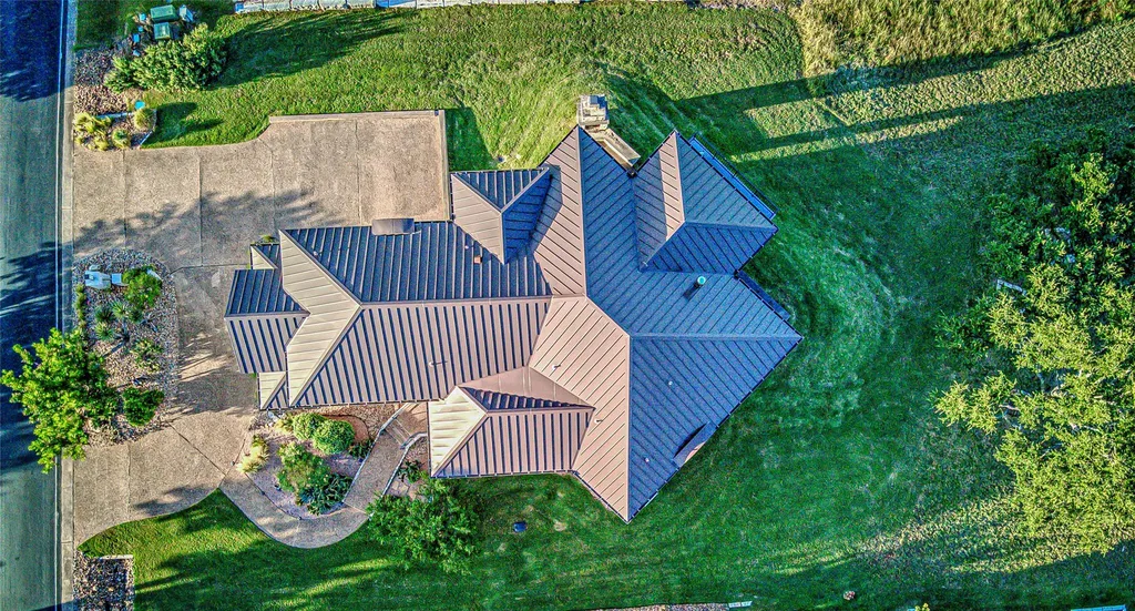 207 Florentine Horseshoe Bay TX 78657