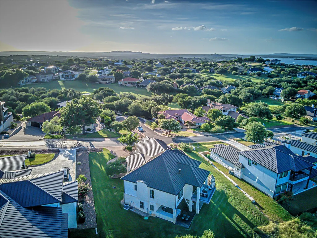 207 Florentine Horseshoe Bay TX 78657