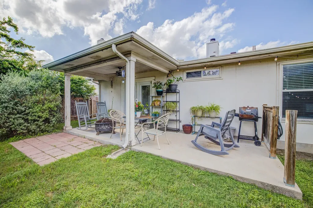 202 Mccarthur Drive Leander TX 78641
