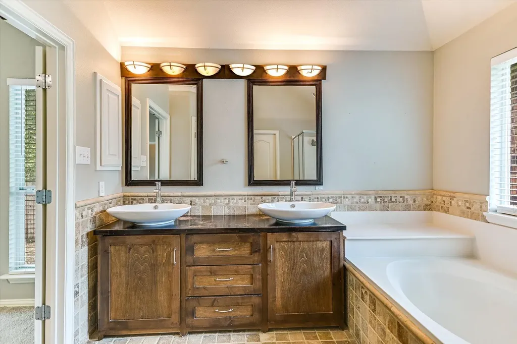 1414 Bull Horn Loop Round Rock TX 78665