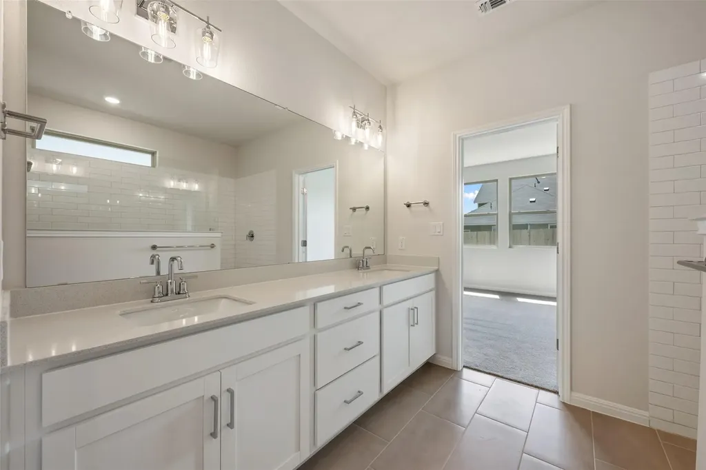 283 Crater Lake Drive Dripping Springs TX 78620