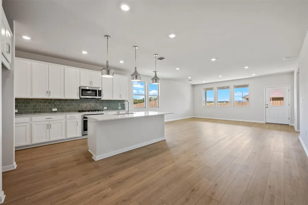 283 Crater Lake Drive Dripping Springs TX 78620