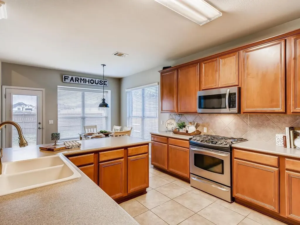 461 Sweet Gum Drive Kyle TX 78640
