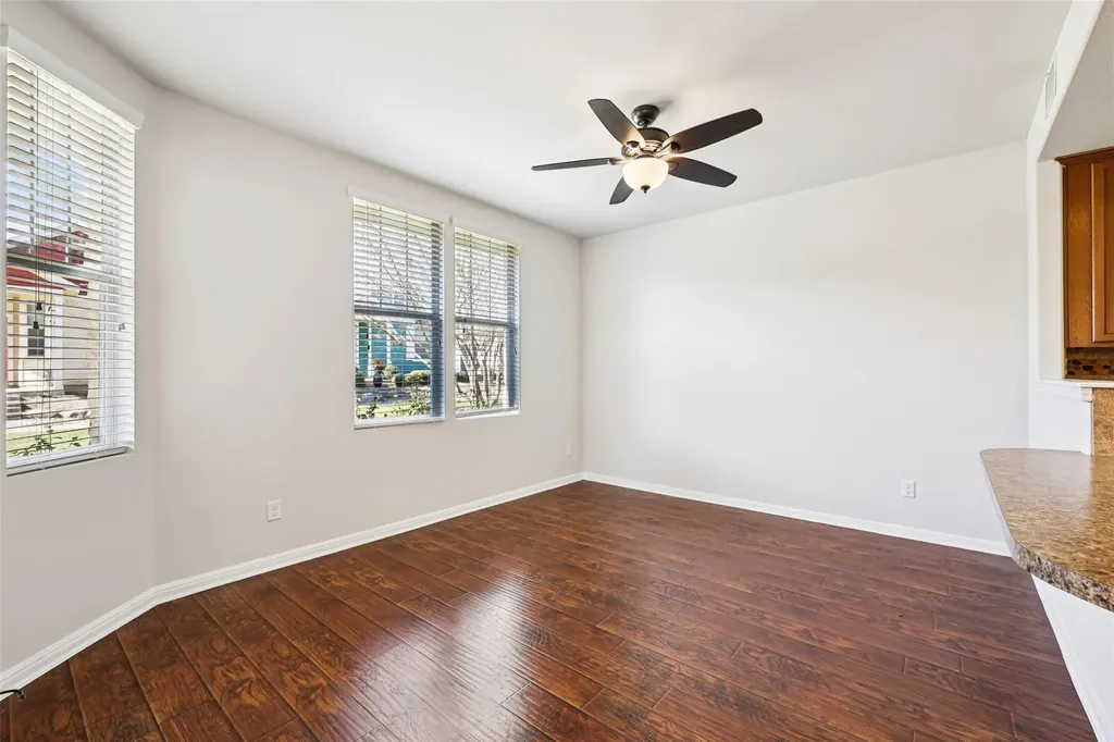 1524 Sanders Kyle TX 78640