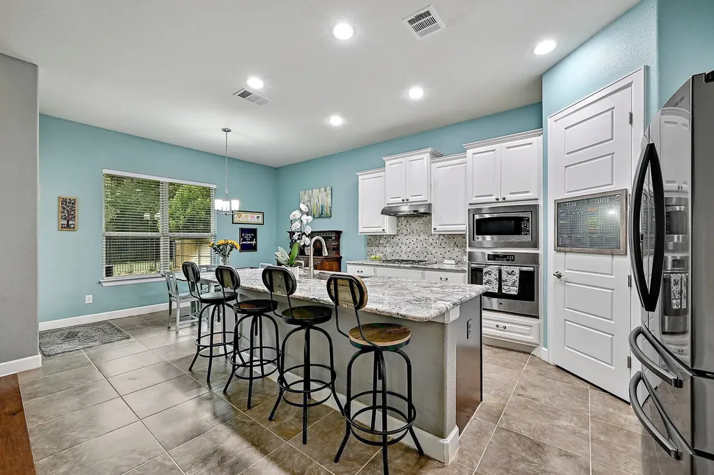 2213 Manada Trail Leander TX 78641