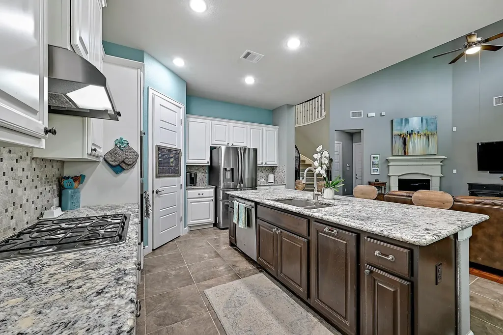2213 Manada Trail Leander TX 78641