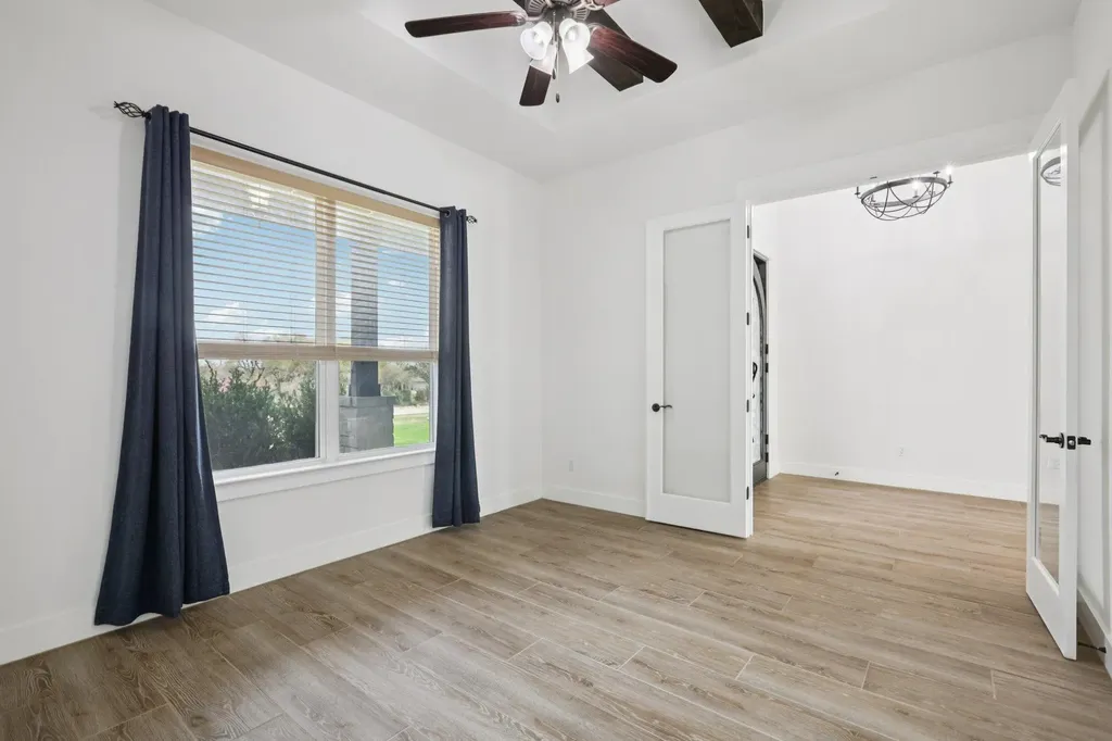 112 Red Mulberry Way Leander TX 78641