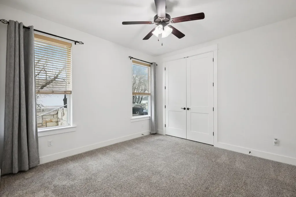 112 Red Mulberry Way Leander TX 78641