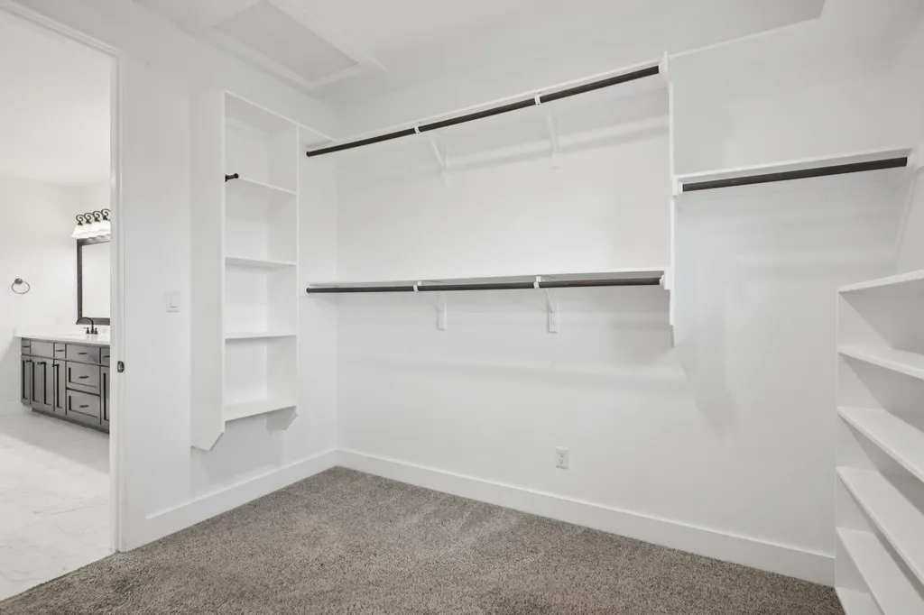 112 Red Mulberry Way Leander TX 78641