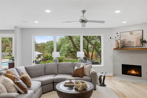 6320 Sprucewood Drive Austin TX 78731