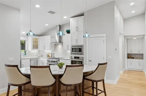 6320 Sprucewood Drive Austin TX 78731