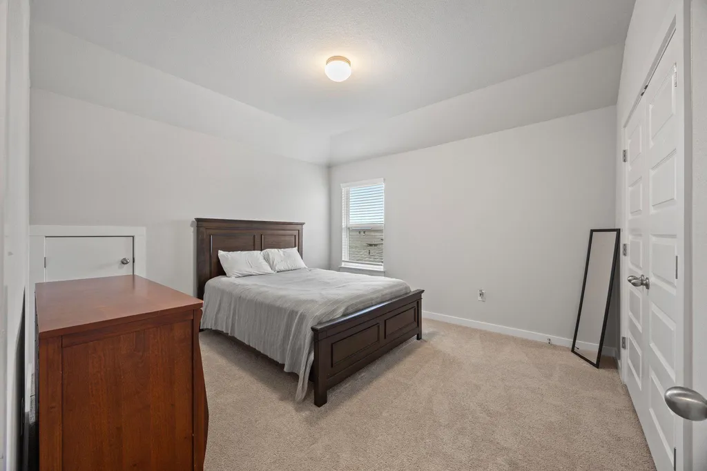 161 Appleberry Lane Elgin TX 78621