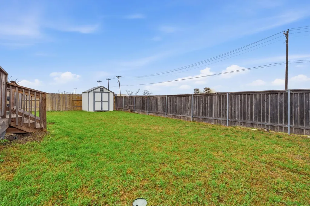 626 Atlantis Kyle TX 78640