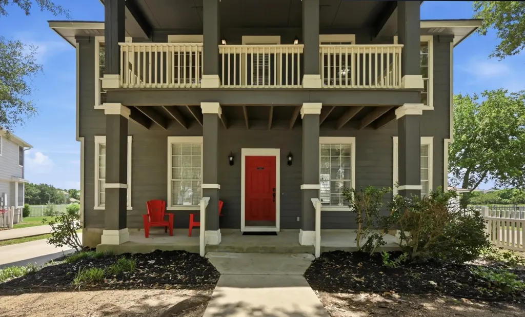 4584 Mather Kyle TX 78640