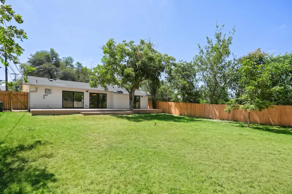7010 Miranda Drive Austin TX 78752