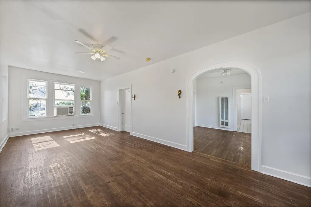4414 Red River Street Austin TX 78751