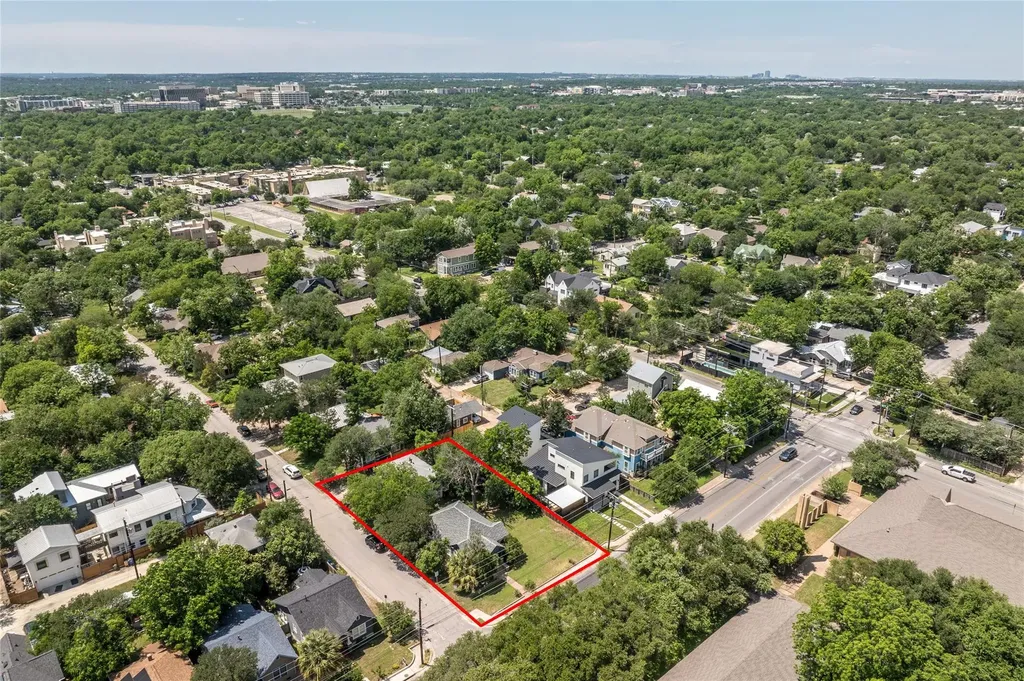 4414 Red River Street Austin TX 78751