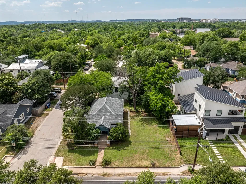 4414 Red River Street Austin TX 78751