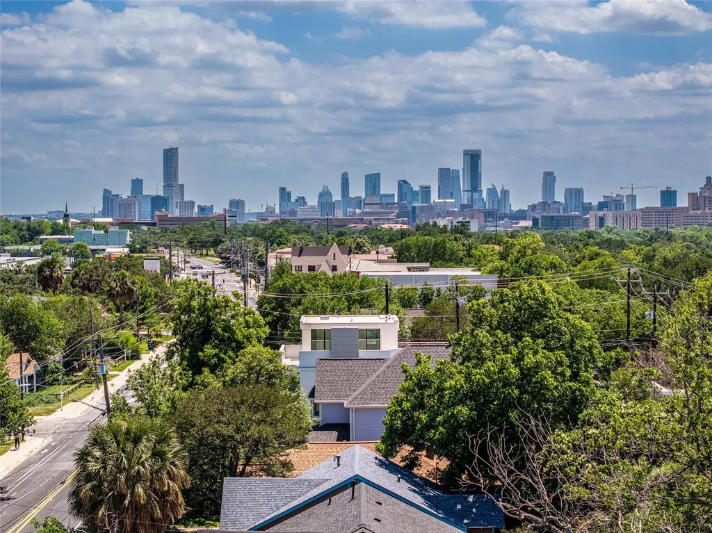 4414 Red River Street Austin TX 78751
