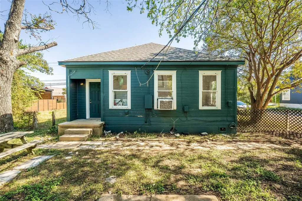 4414 Red River Street Austin TX 78751
