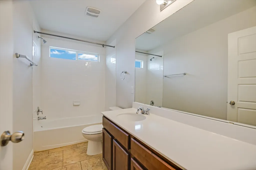 409 Kingfisher Lane Kyle TX 78640
