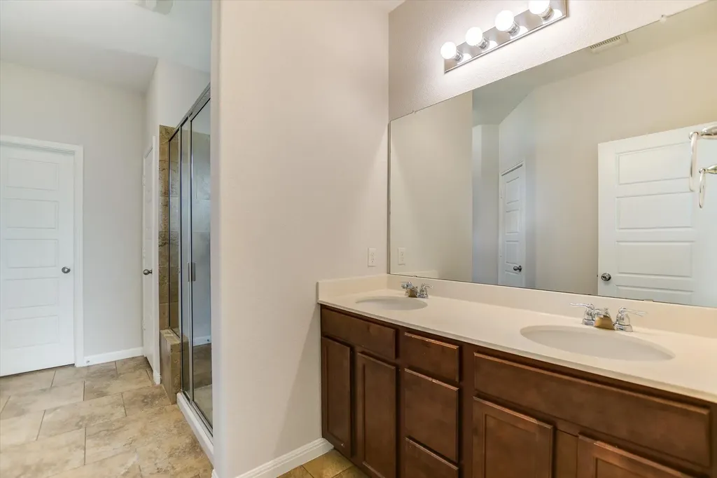 409 Kingfisher Lane Kyle TX 78640