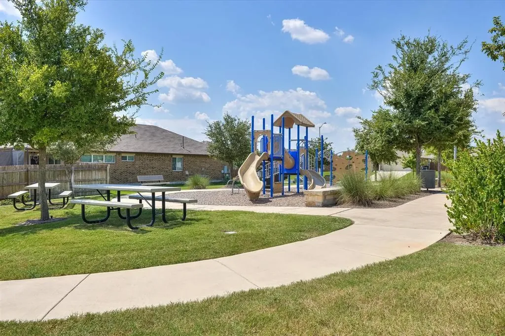 409 Kingfisher Lane Kyle TX 78640
