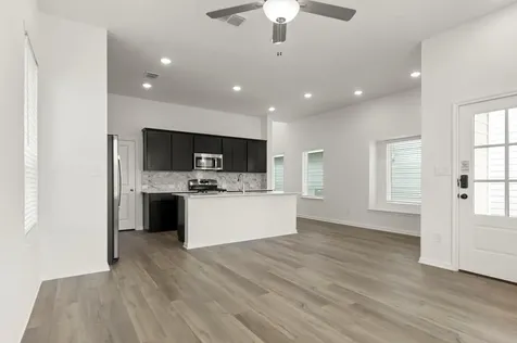 1628 Esplanade Parkway San Marcos TX 78666