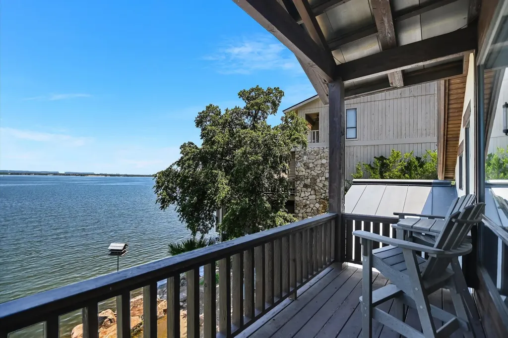 102 Bunny Run Horseshoe Bay TX 78657