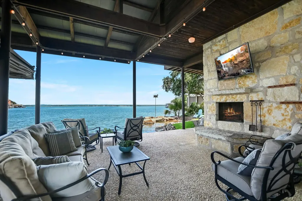 102 Bunny Run Horseshoe Bay TX 78657