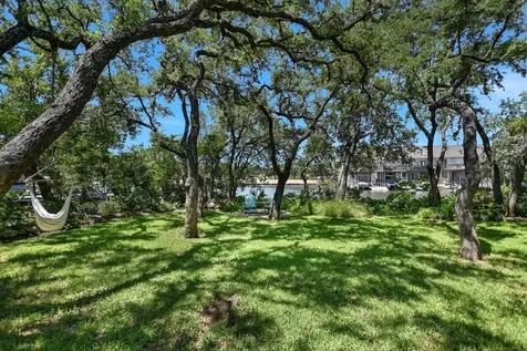 102 Bunny Run Horseshoe Bay TX 78657