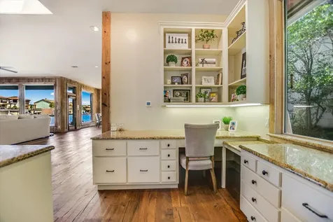 102 Bunny Run Horseshoe Bay TX 78657
