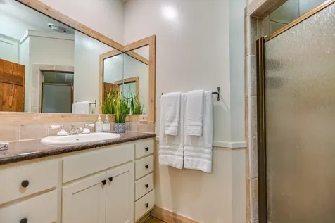 102 Bunny Run Horseshoe Bay TX 78657