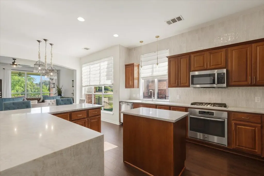 808 Bent Wood Place Round Rock TX 78665