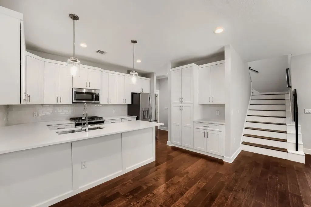 1126 Lott Avenue Austin TX 78721