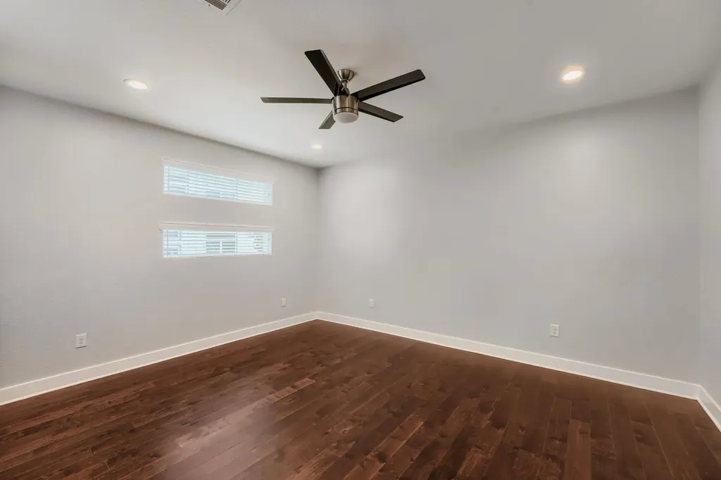 1126 Lott Avenue Austin TX 78721