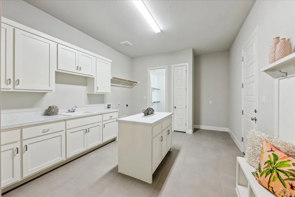 298 Premier Park Loop Dripping Springs TX 78620