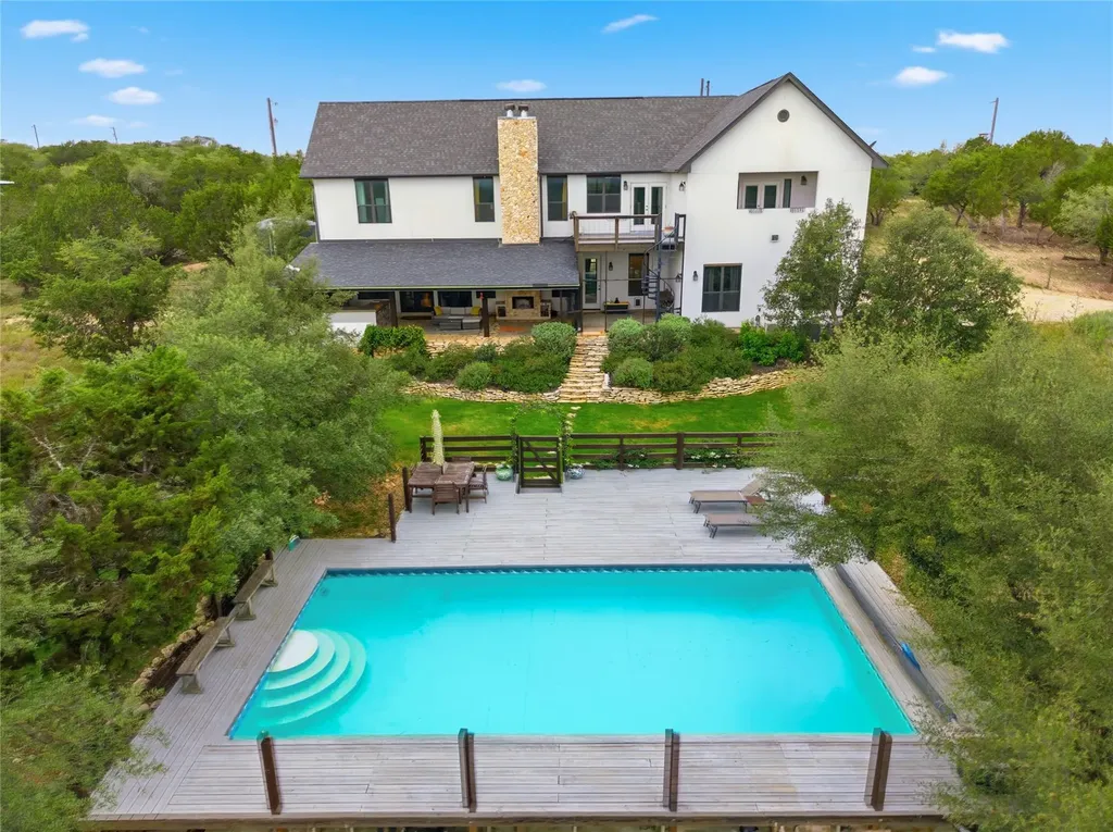 330 Gant Road Dripping Springs TX 78620