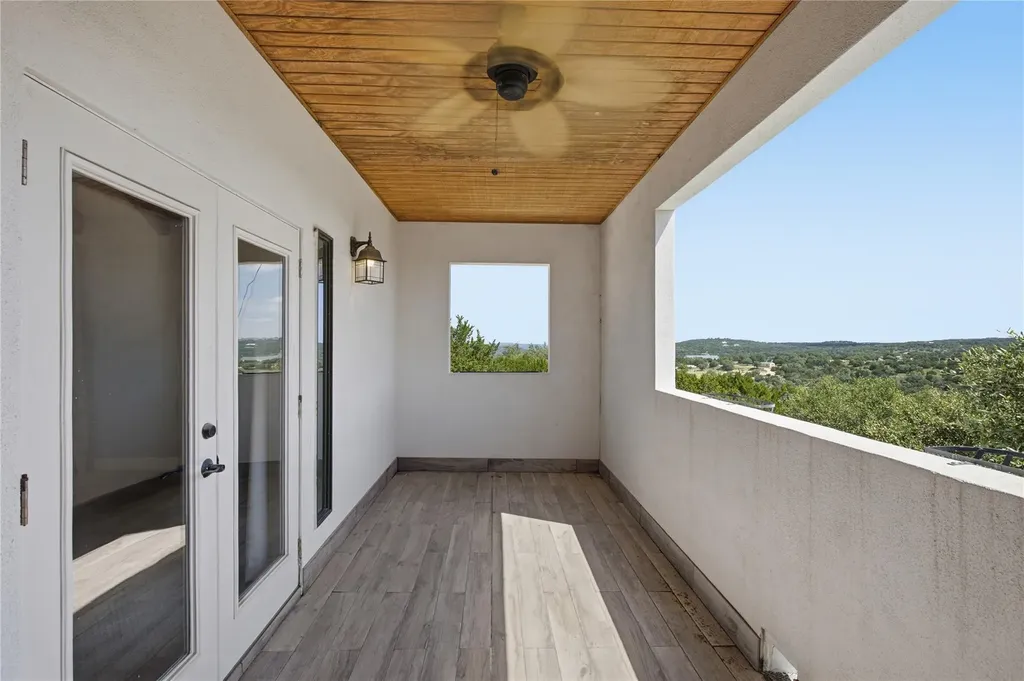 330 Gant Road Dripping Springs TX 78620