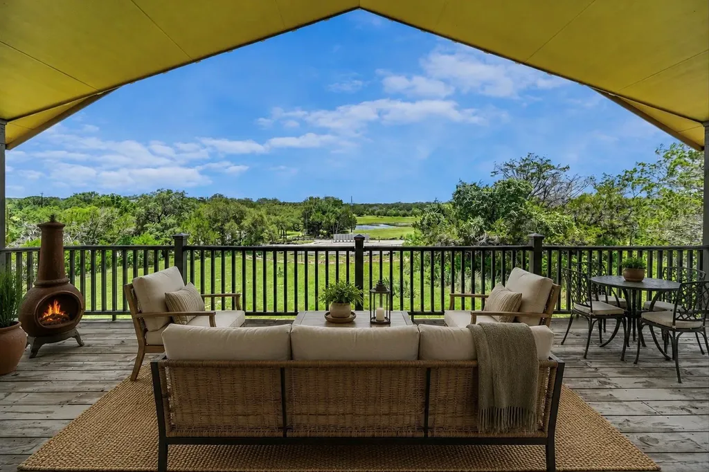 112 Ridge Harbor Drive Spicewood TX 78669