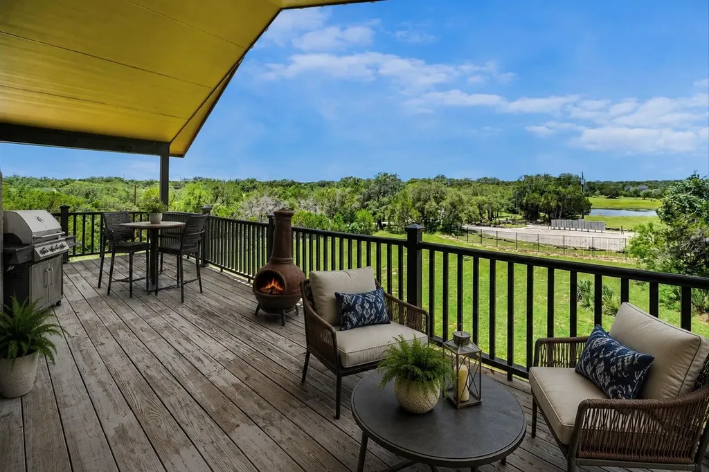 112 Ridge Harbor Drive Spicewood TX 78669
